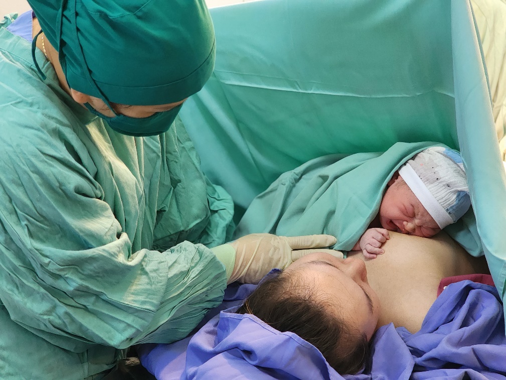  Bệnh viện Đa khoa Hoà Bình đẩy mạnh các hoạt động hưởng ứng Tuần lễ Làm mẹ an toàn năm 2025