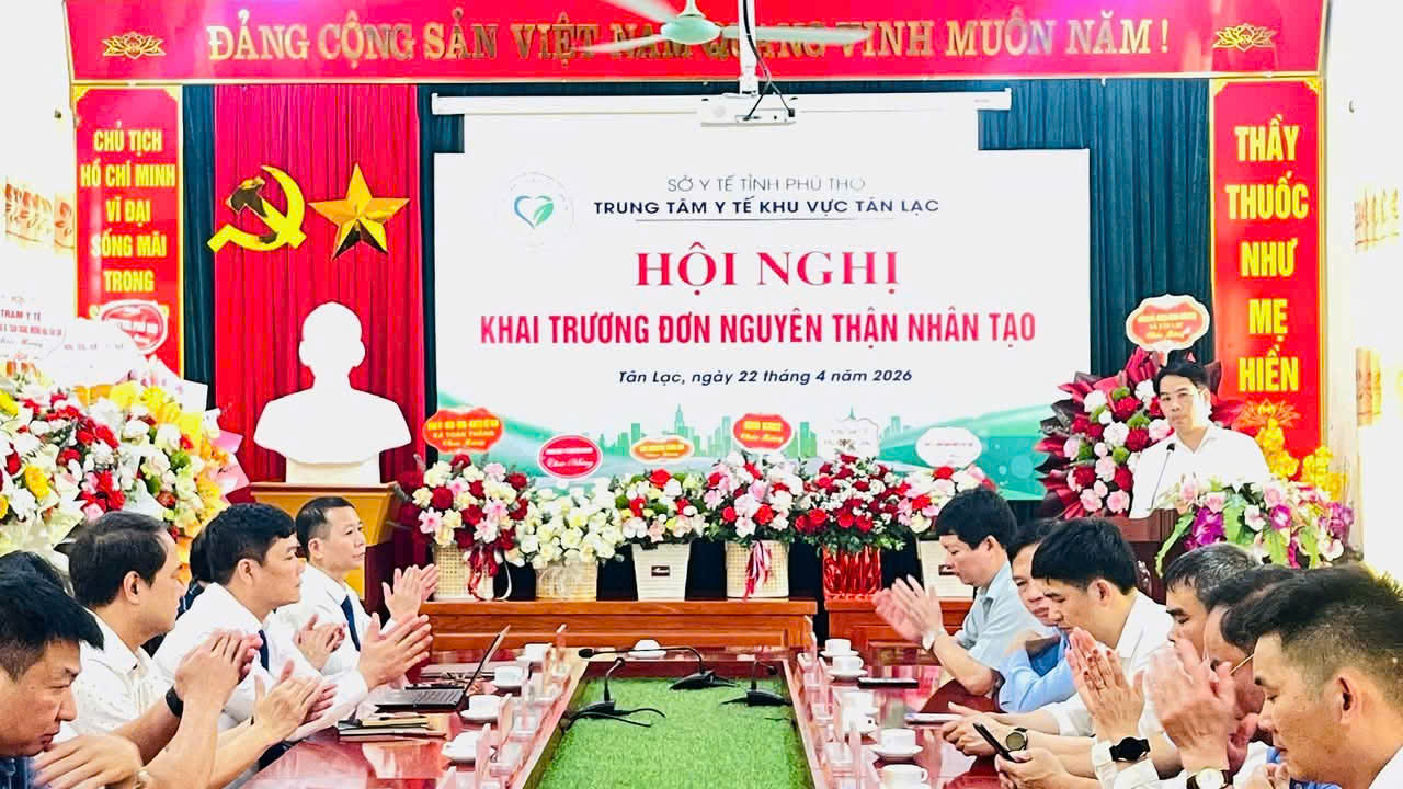  Bệnh viện Đa khoa Hoà Bình hỗ trợ Trung tâm y tế khu vực Tân Lạc triển khai kỹ thuật thận nhân tạo