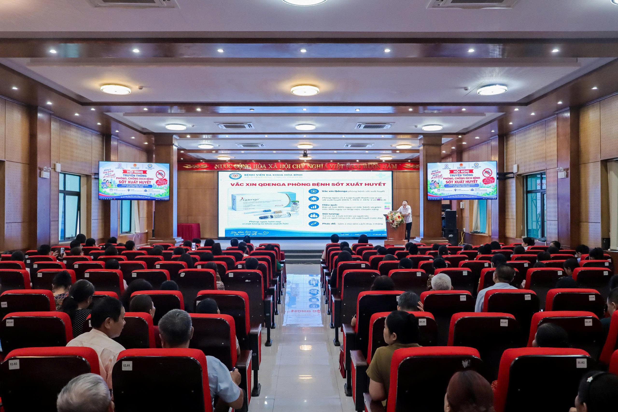  Bệnh viện Đa khoa Hoà Bình truyền thông phòng, chống bệnh truyền nhiễm cho  nhân dân tại phường Hòa Bình